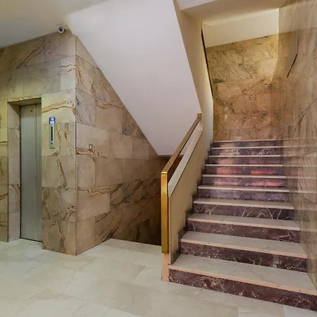 Mercato Delle Erbe Luxury Jacuzzi & View Apartamento *