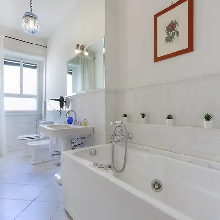 Mercato Delle Erbe Luxury Jacuzzi & View