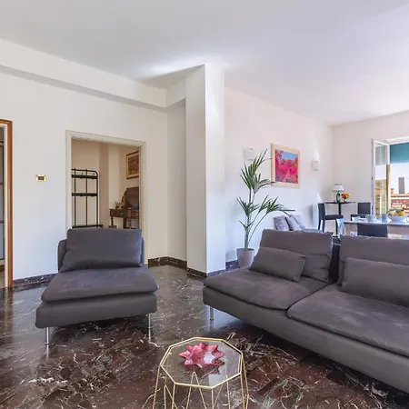 Mercato Delle Erbe Luxury Jacuzzi & View *