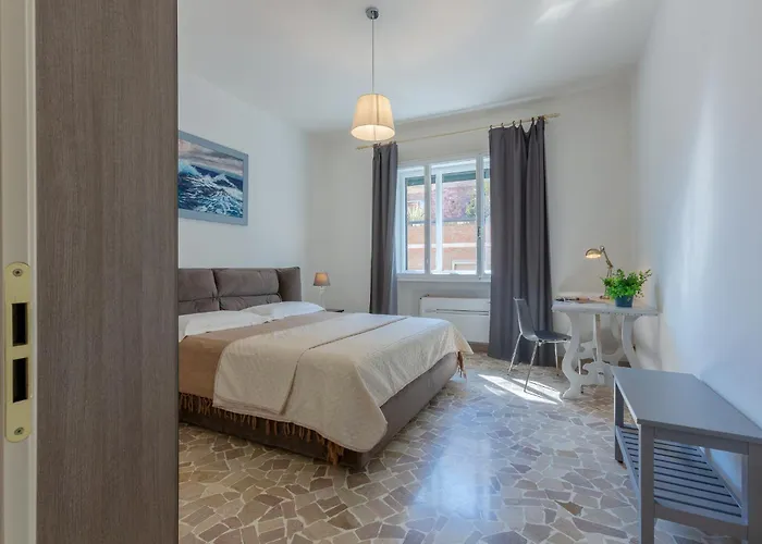 Mercato Delle Erbe Luxury Jacuzzi & View بولونيا