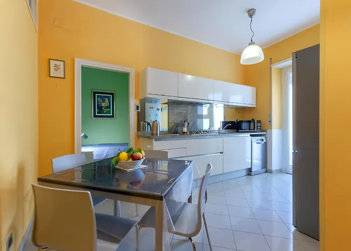 Mercato Delle Erbe Luxury Jacuzzi & View Apartamento