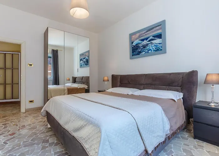 Mercato Delle Erbe Luxury Jacuzzi & View *